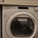 Apartment Halle Eg 78 Qm, Tv- Lounge, Kueche, Bad, 3 Moderne Dz, Zi 1 Franzoesisches Db Zi 2 Queensize- Bett, Oder Zweibettzimmer Zi 3 Franzoesisches Doppelbett Halle (Saale)