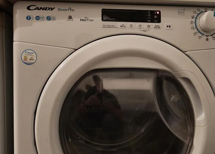 아파트 Halle Eg 78 Qm Gms Kueche Bad, Wc Gut Und Guenstig Unsere Sparpreise Sind Verhandelbar Auch Noch Nach Ihrer Buchung Halle (Saale)