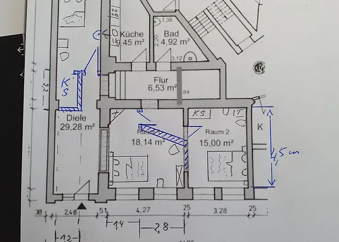 Halle Eg Fewo 78 Qm, Tv- Lounge, Kueche, Bad, 3 Moderne Dz, Zi 1 Franzoesisches Db Zi 2 Queensize- Bett, Oder Zweibettzimmer Zi 3 Franzoesisches Doppelbett Apartamento Halle (Saale)