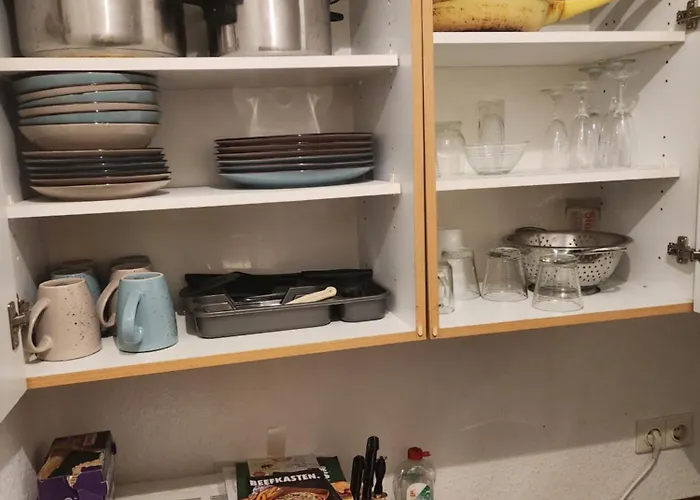 Halle Eg 78 Qm Gms Kueche Bad, Wc Gut Und Guenstig Unsere Sparpreise Sind Verhandelbar Auch Noch Nach Ihrer Buchung 아파트 Halle (Saale)